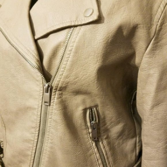 Romeo & Juliet Couture Faux Leather Moto Jacket - Picture 3 of 10